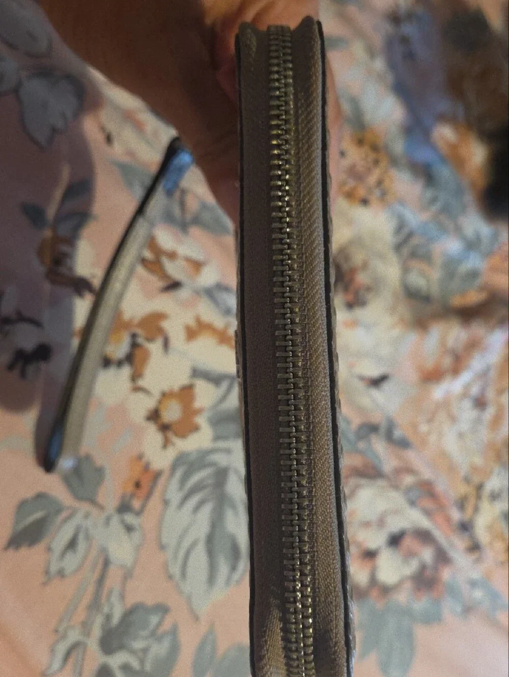 Tory Burch Beige/Nude Quilted Zip Wristlet with Logo